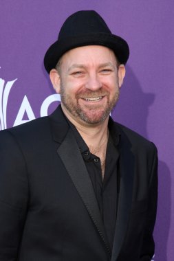 Kristian Bush