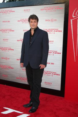 Nathan Fillion