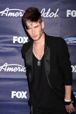 Colton Dixon