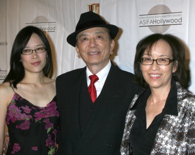 James hong, kızı, karısı