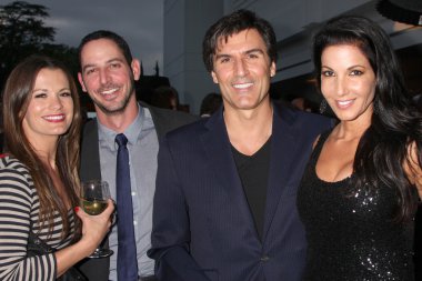 Melissa claire egan, vincent irizarry & Konuklar