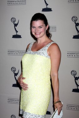 Heather Tom