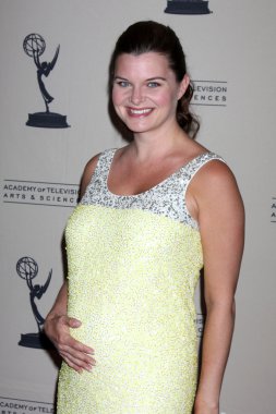 Heather Tom