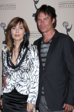 Lauren Koslow, Patrick Muldoon