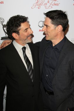 Thomas Gibson, Chuck Lorre