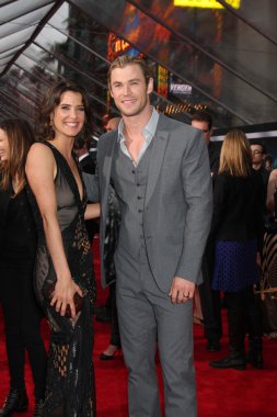 Cobie Smulders, Chris Hemsworth