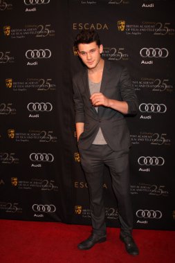 Jeremy Irvine