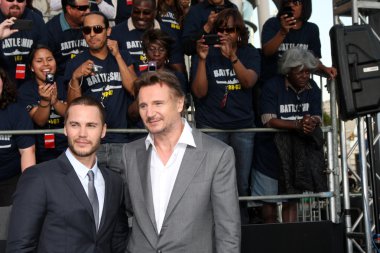 Taylor Kitsch, Liam Neeson