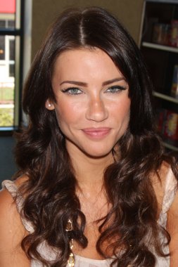 Jacqueline macinnes ahşap