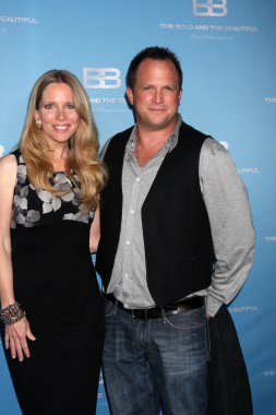 Lauralee Bell, Scott Martin