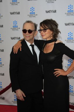 Joel Grey, Jennifer Grey