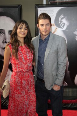 Jordana Brewster, Josh Henderson