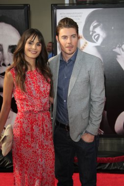 Jordana Brewster, Josh Henderson