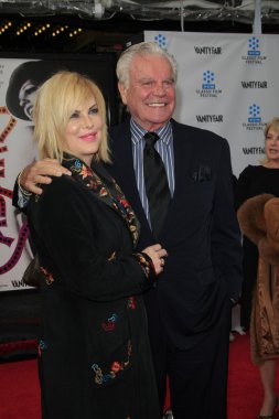 Katie Wagner, Robert Wagner