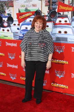 Edie mcclurg