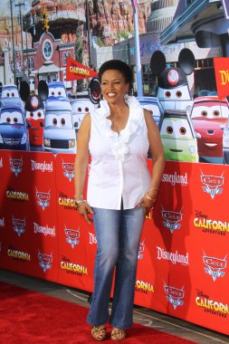 Jenifer Lewis