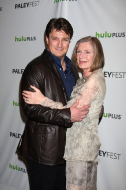 Nathan Fillion, Susan Sullivan