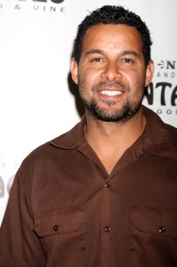 Jon Huertas