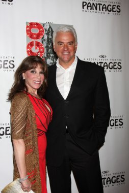 Kate Linder, John O'Hurley