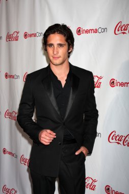 Diego Boneta