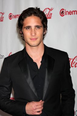 Diego Boneta