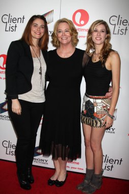 Clementine Ford, Cybill Shepherd, Ariel Oppenheim