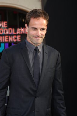 Jonny Lee Miller