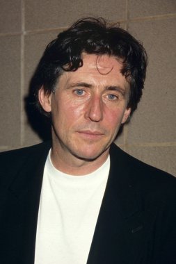 Gabriel Byrne