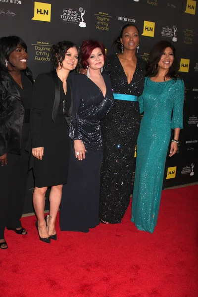 Sheryl Underwood, Sara Gilbert, Sharon Osbourne, Aisha Tyler, Ju — Stock Photo, Image