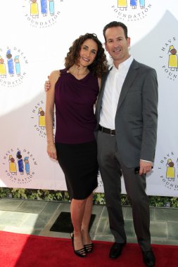 Melina Kanakaredes, Darryl Frank