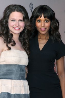 Katie Lowes, Kerry Washington