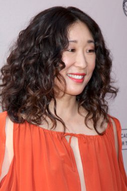 Sandra Oh