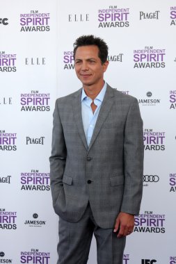 Benjamin Bratt