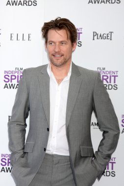 James Tupper