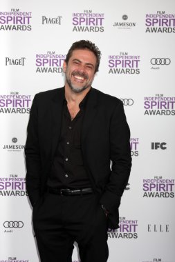 Jeffrey Dean Morgan