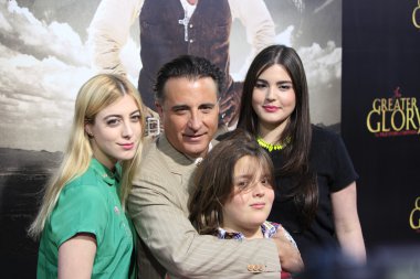 Andy garcia, Aile