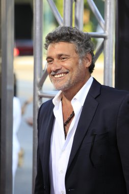 Steven Bauer