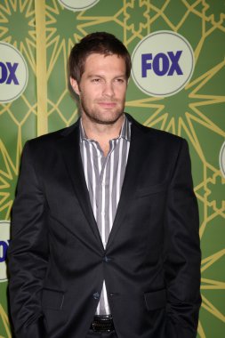 Geoff Stults