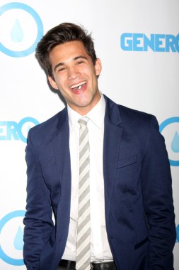 Dez Duron