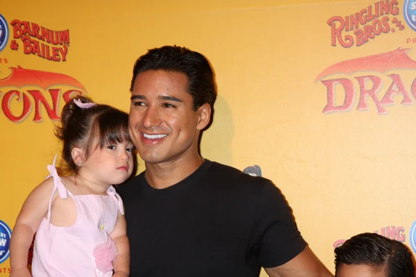 Mario Lopez and daughter Stock Image