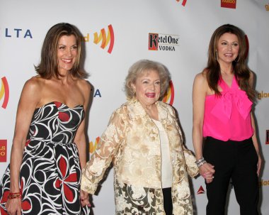 Wendie malick, betty beyaz, jane leeves