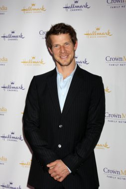 Eric Mabius