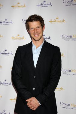 Eric Mabius