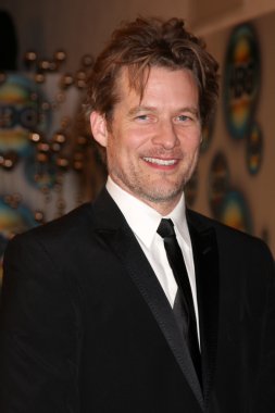 James Tupper