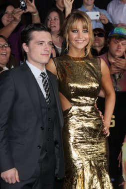 Josh Hutcherson, Jennifer Lawrence