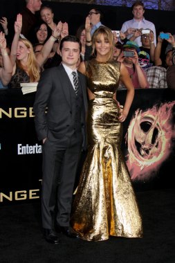 Josh Hutcherson, Jennifer Lawrence