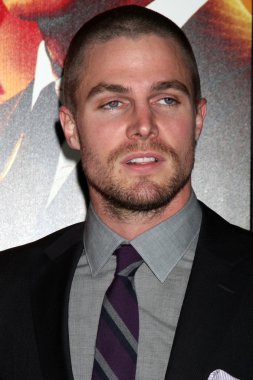 Stephen Amell