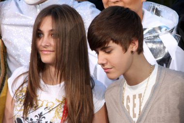 Paris Jackson, Justin Bieber