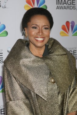 Jenifer Lewis