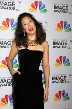 Sandra Oh